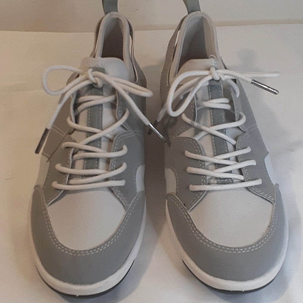 Emu Australia Women's Lace Up Sneakers